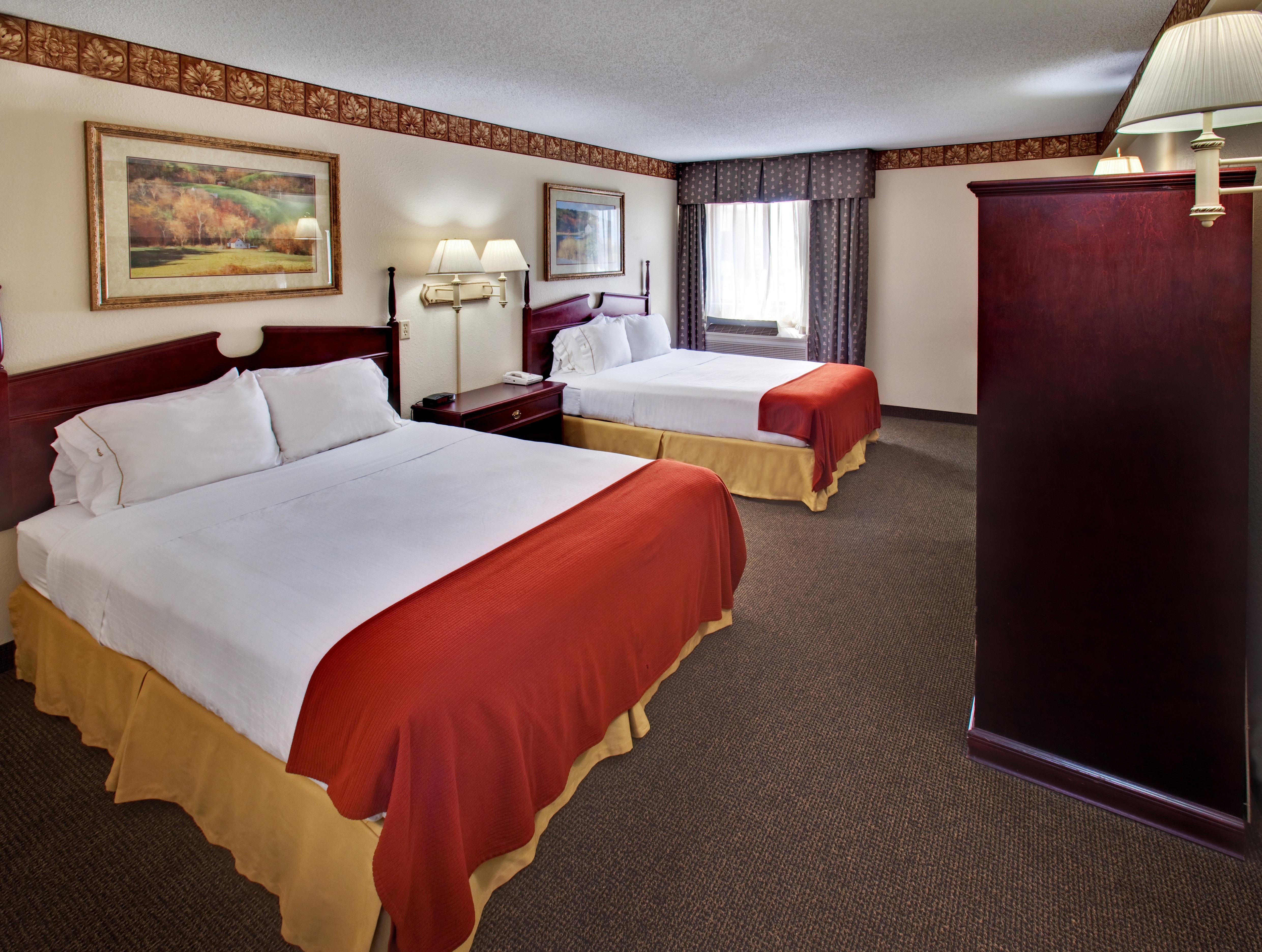 Best Western Watertown Inn & Suites Exterior photo